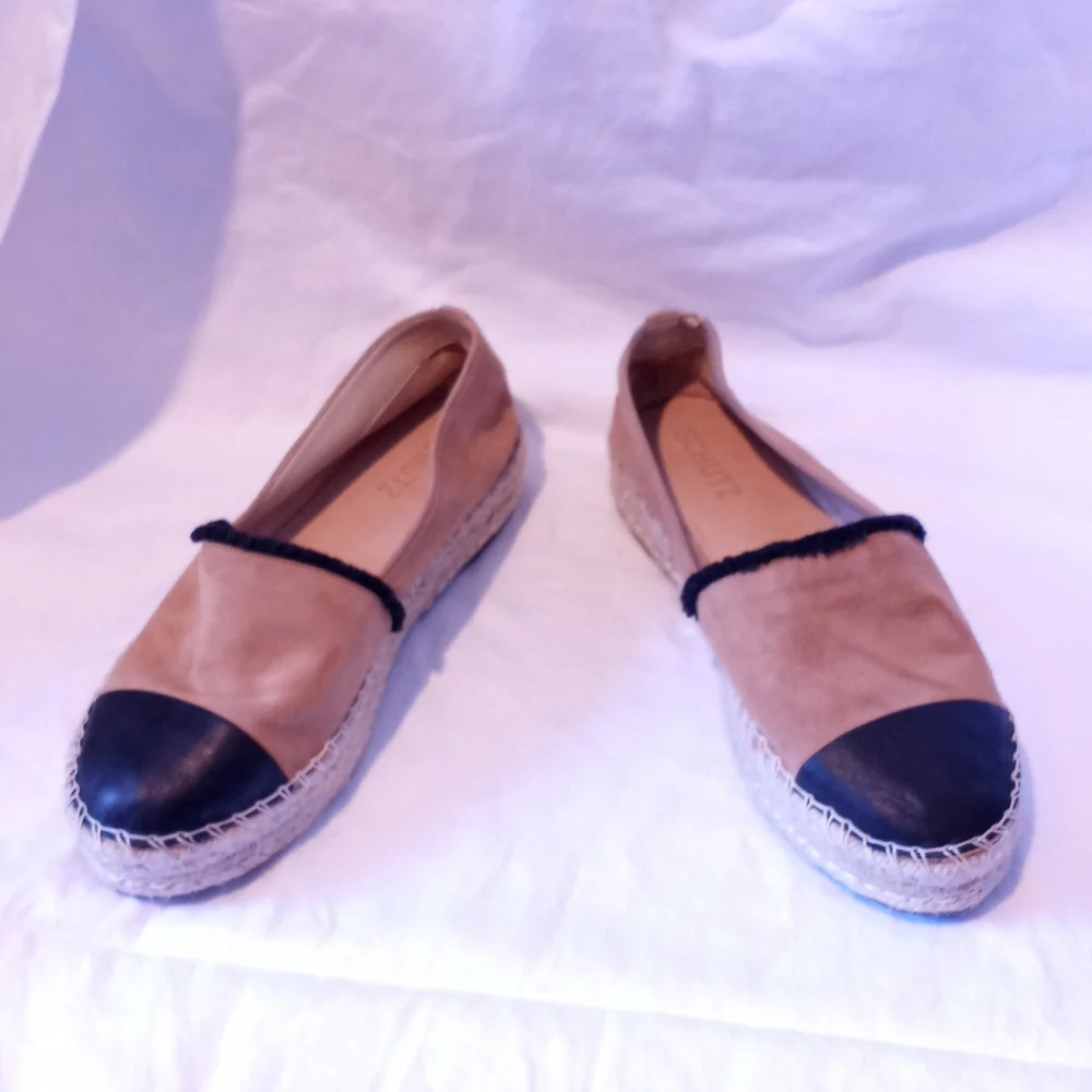 NWOB - SCHUTZ Oakes Suede & Leather Flatforms